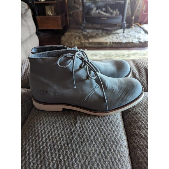 UGG MEN’S Gray Leather Suede Ankle Boots Size 9 S/N 1002389 - Picture 2 of 6